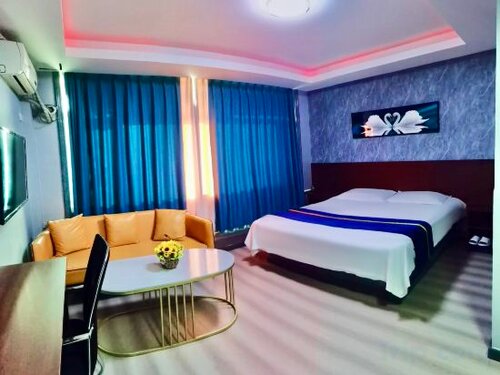 Апартаменты Youyou Express Hotel в Харбине