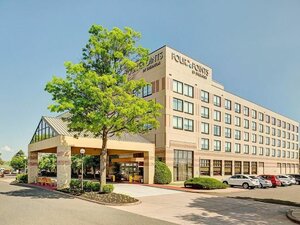 Гостиница Four Points by Sheraton Philadelphia Airport