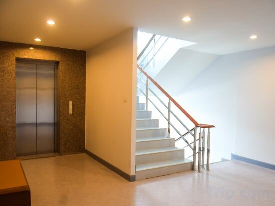 Фото Peak Boutique City Hotel