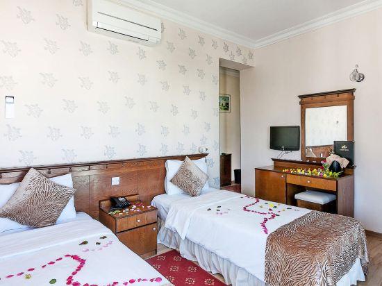 Фото Sammy's Hotel