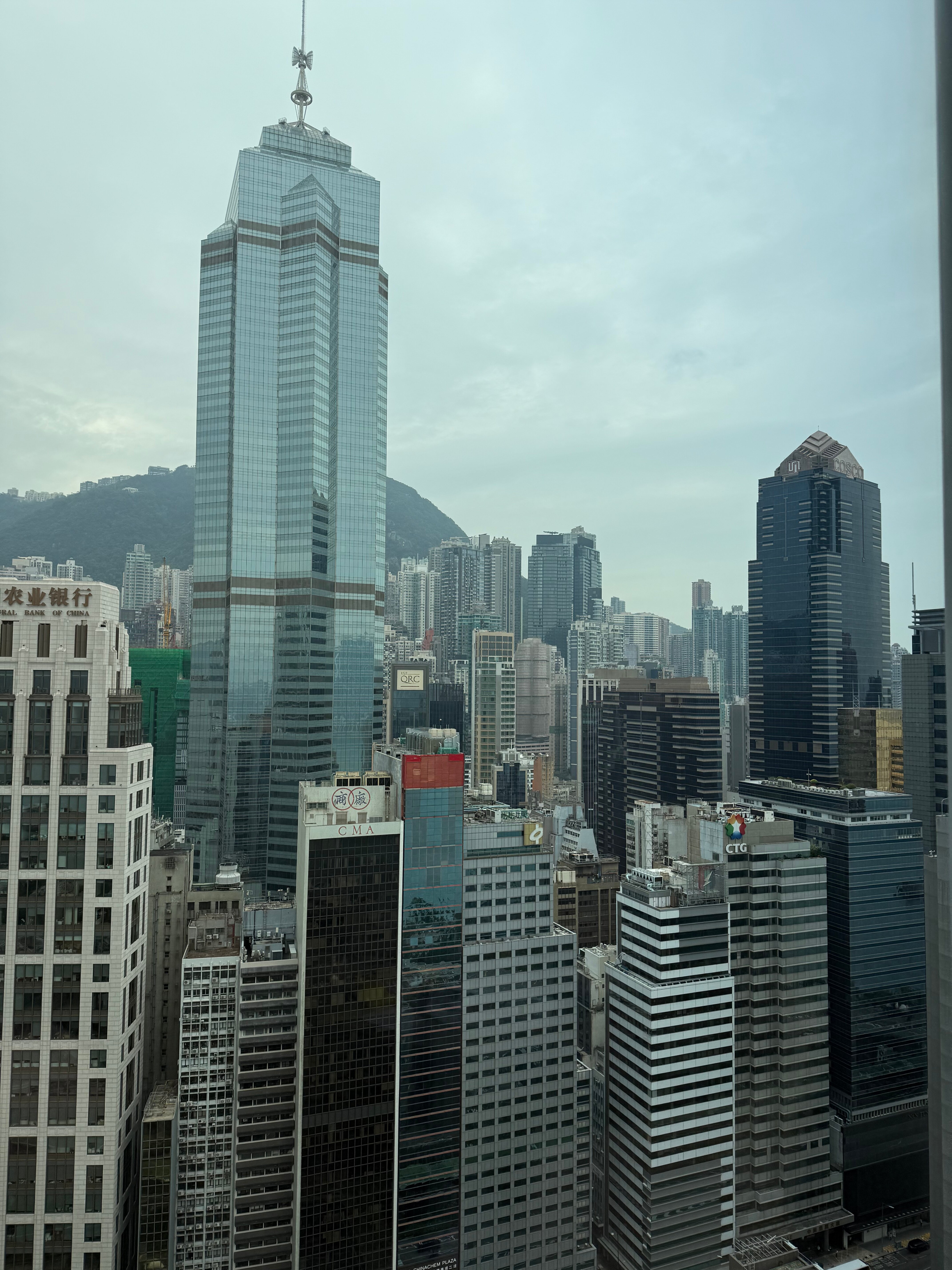 Фото Four Seasons Hotel Hong Kong