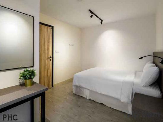 Фото Macallum Central Hotel by Phc