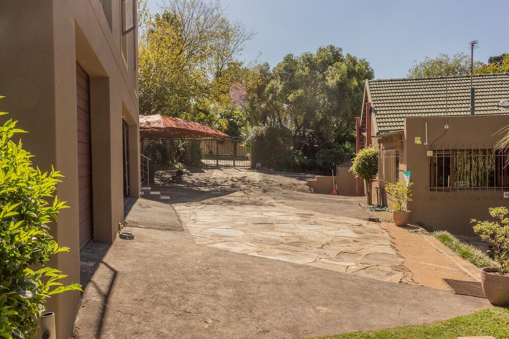 Фото Moonflower Cottages