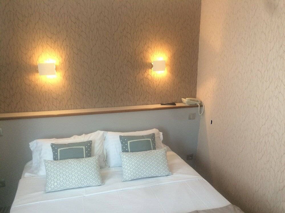 Фото Picardy Hôtel