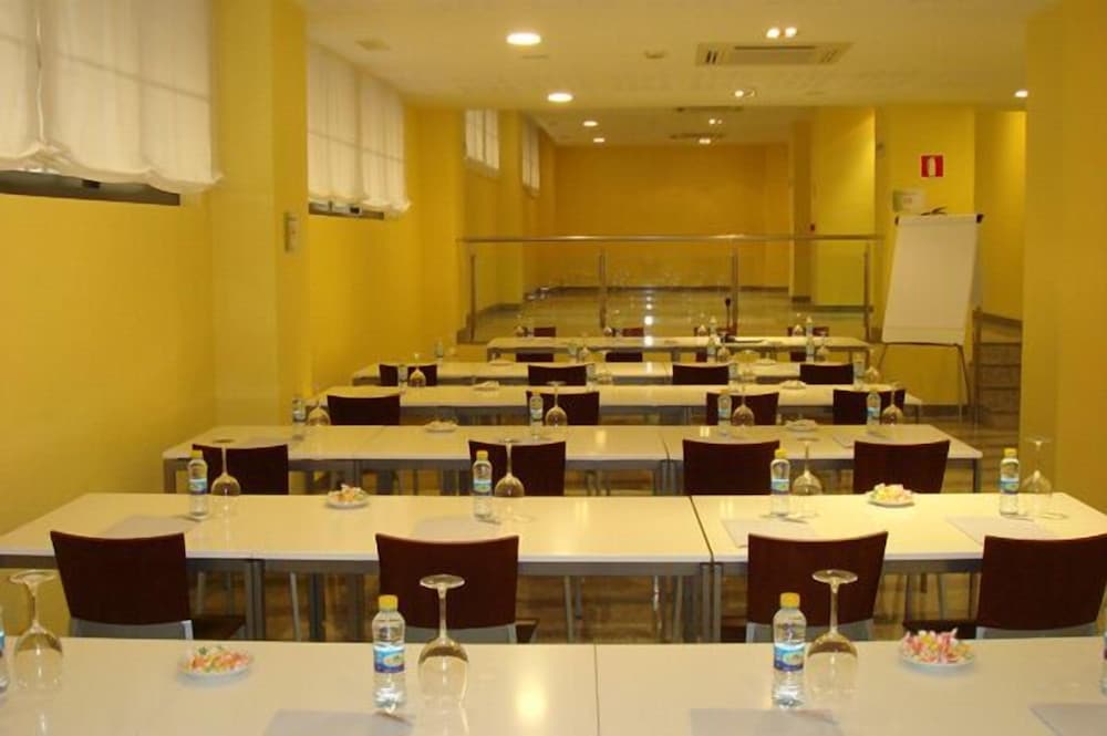 Фото Palacio Congresos