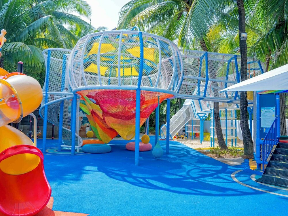 Фото Ramada Plaza by Wyndham Sanya Bay