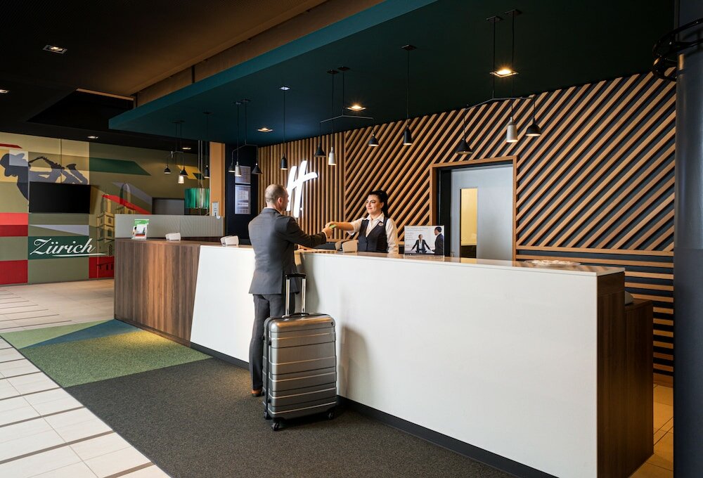 Фото Holiday Inn Zurich - Messe by Ihg