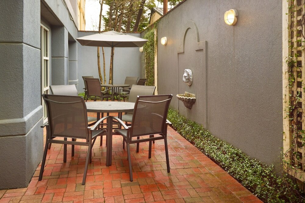 Фото Fairfield Inn & Suites by Marriott Atlanta Buckhead