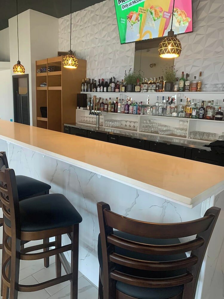 Фото Anchor Inn And Suites