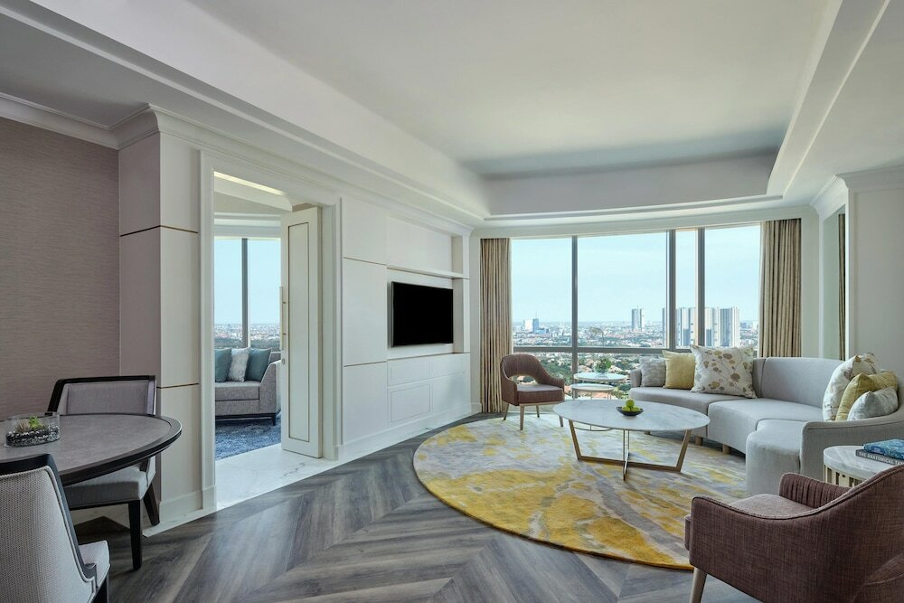 Фото The Westin Surabaya