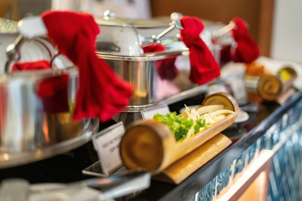 Фото Little Saigon Boutique Hotel