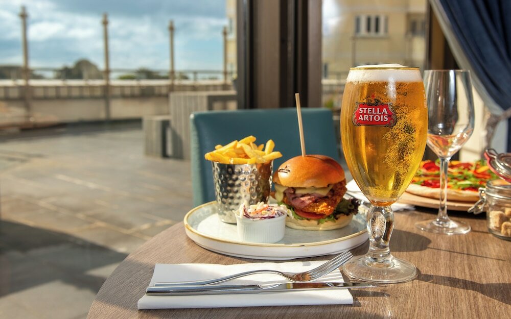 Фото The View Hotel