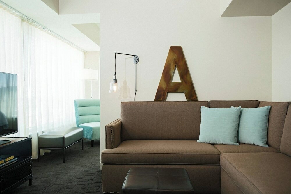 Фото Renaissance Allentown Hotel