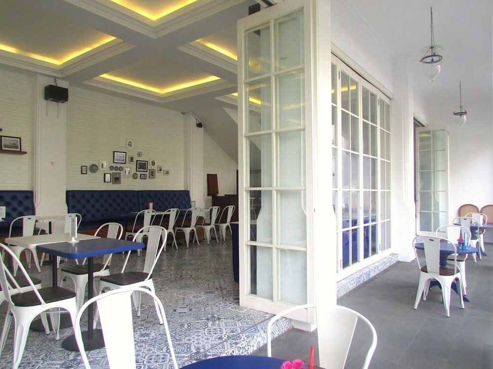 Фото Riche Heritage Hotel