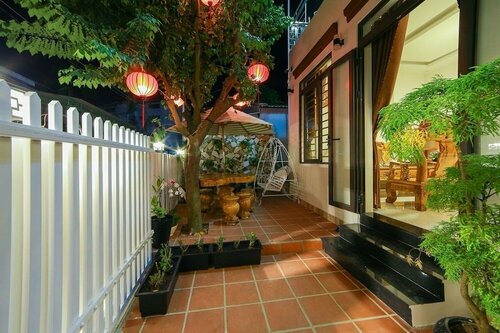 Nhu Y Homestay
