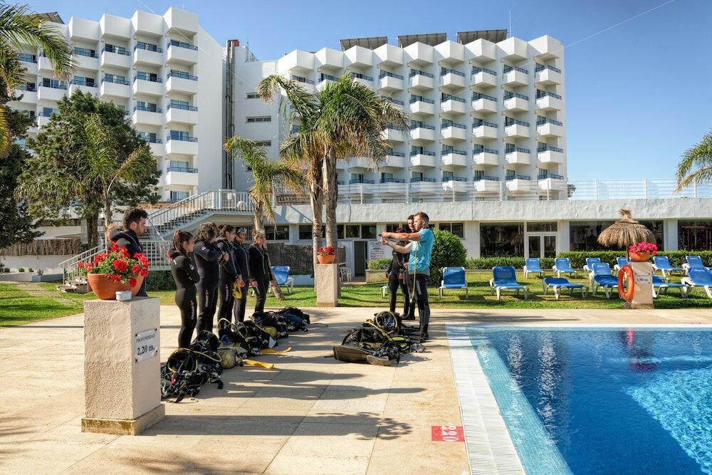 Фото Hotel Puertobahia & SPA