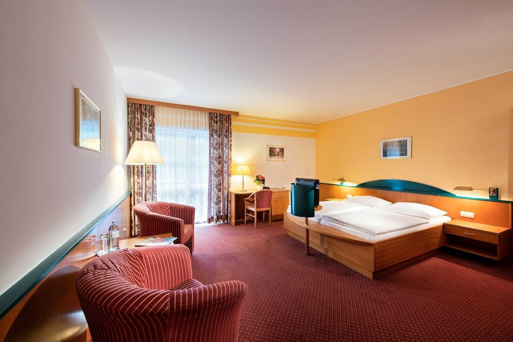 Фото Parkhotel zur Klause