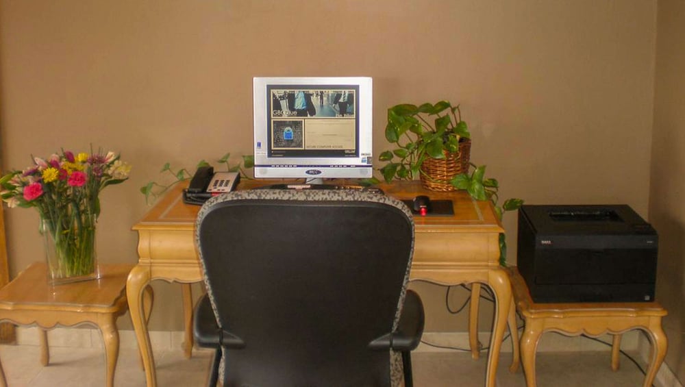 Фото La Grande Inn