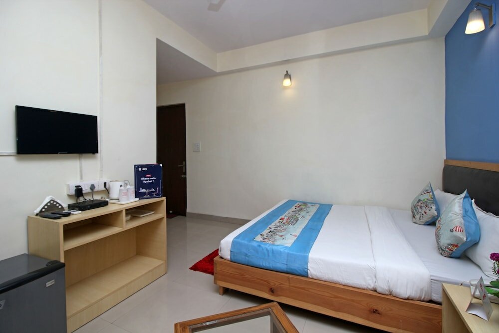 Фото Oyo 9046 Hotel Metro Star