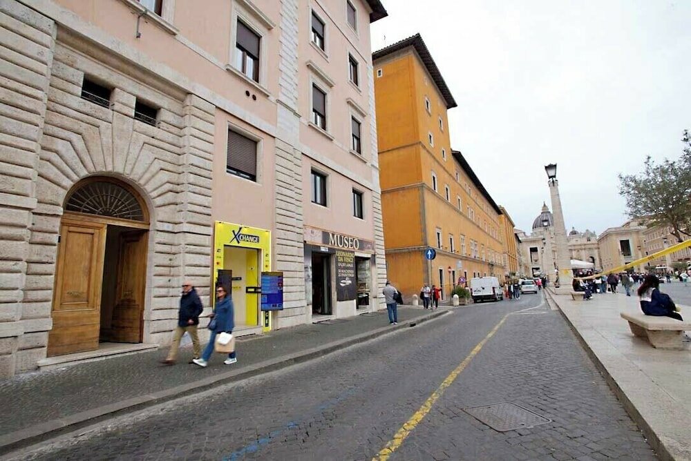 Фото St. Peter' Six Rooms & Suites