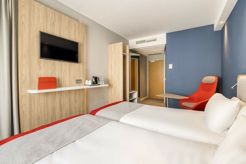 Фото Holiday Inn Express Mechelen City Centre an Ihg Hotel