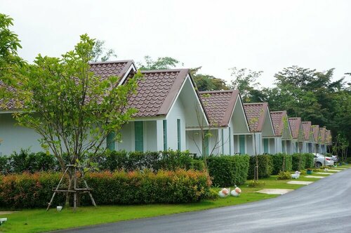 Гостиница Chanpraya Resort в Чантхабури