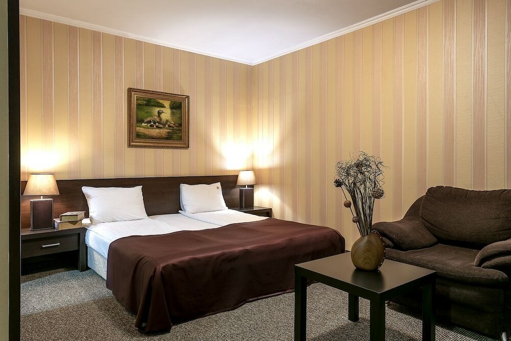 Фото Maxim Boutique Hotel