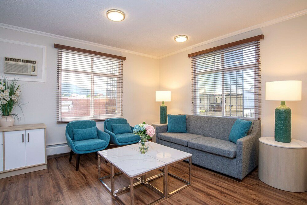 Фото Best Western Plus Dorchester Hotel