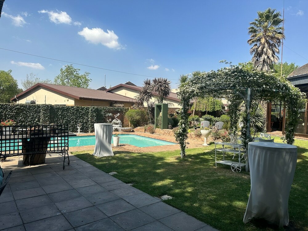 Фото Dara Guest House