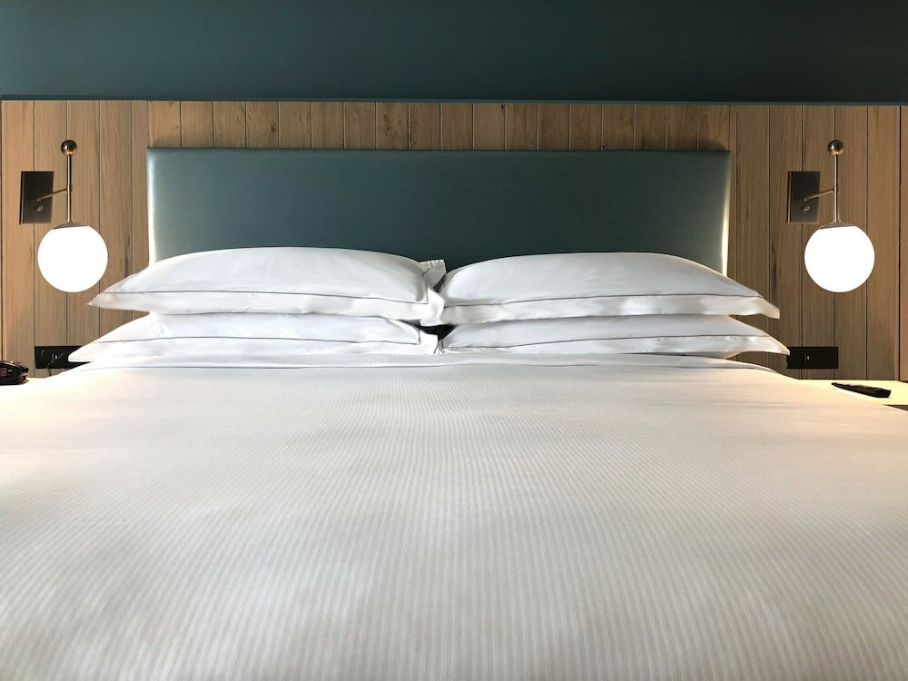 Фото SunCoast Park Hotel Anaheim, Tapestry Collection by Hilton