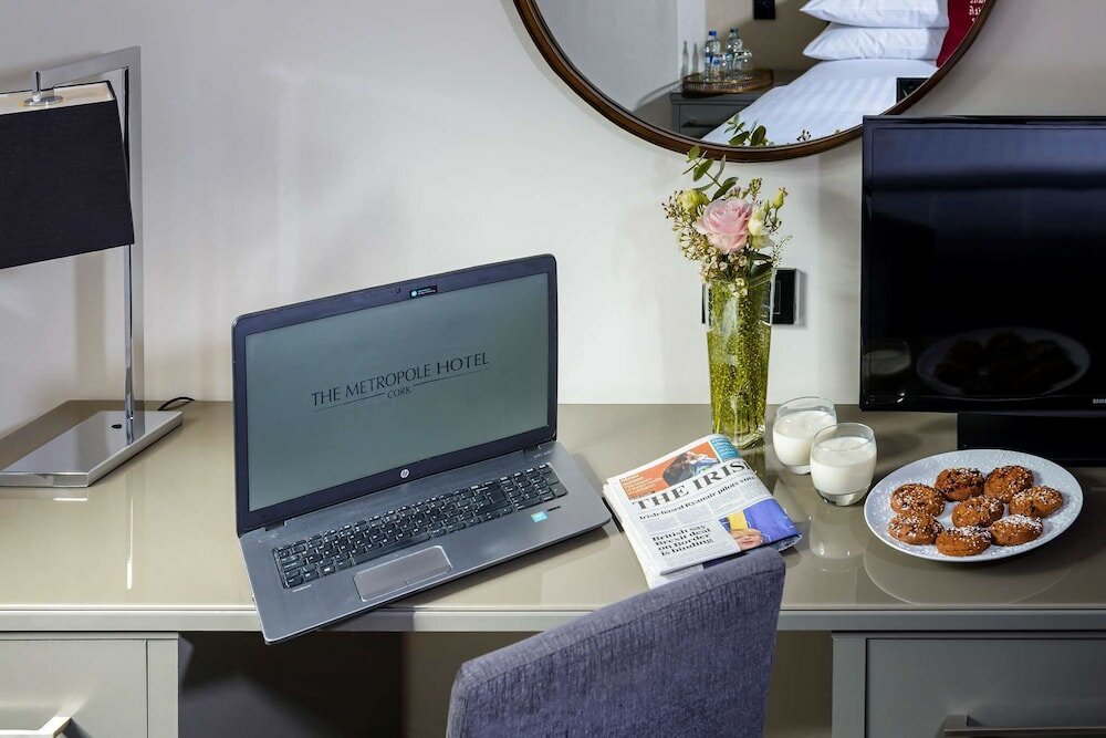 Фото The Metropole Hotel Cork