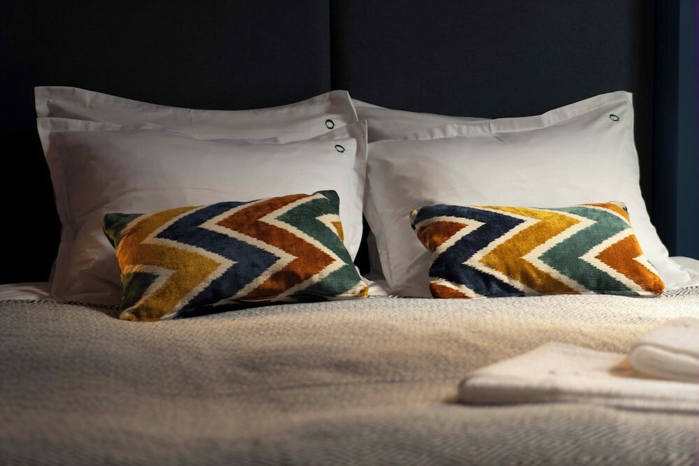 Фото Introvert Maria Luisa