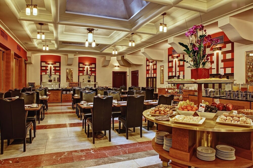 Фото Majestic Plaza Hotel Prague