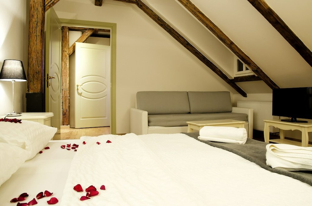 Фото Dolce Vita Suites Hotel