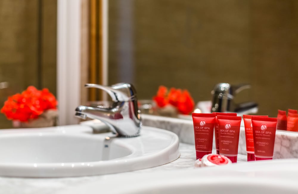 Фото Leonardo Hotel Granada