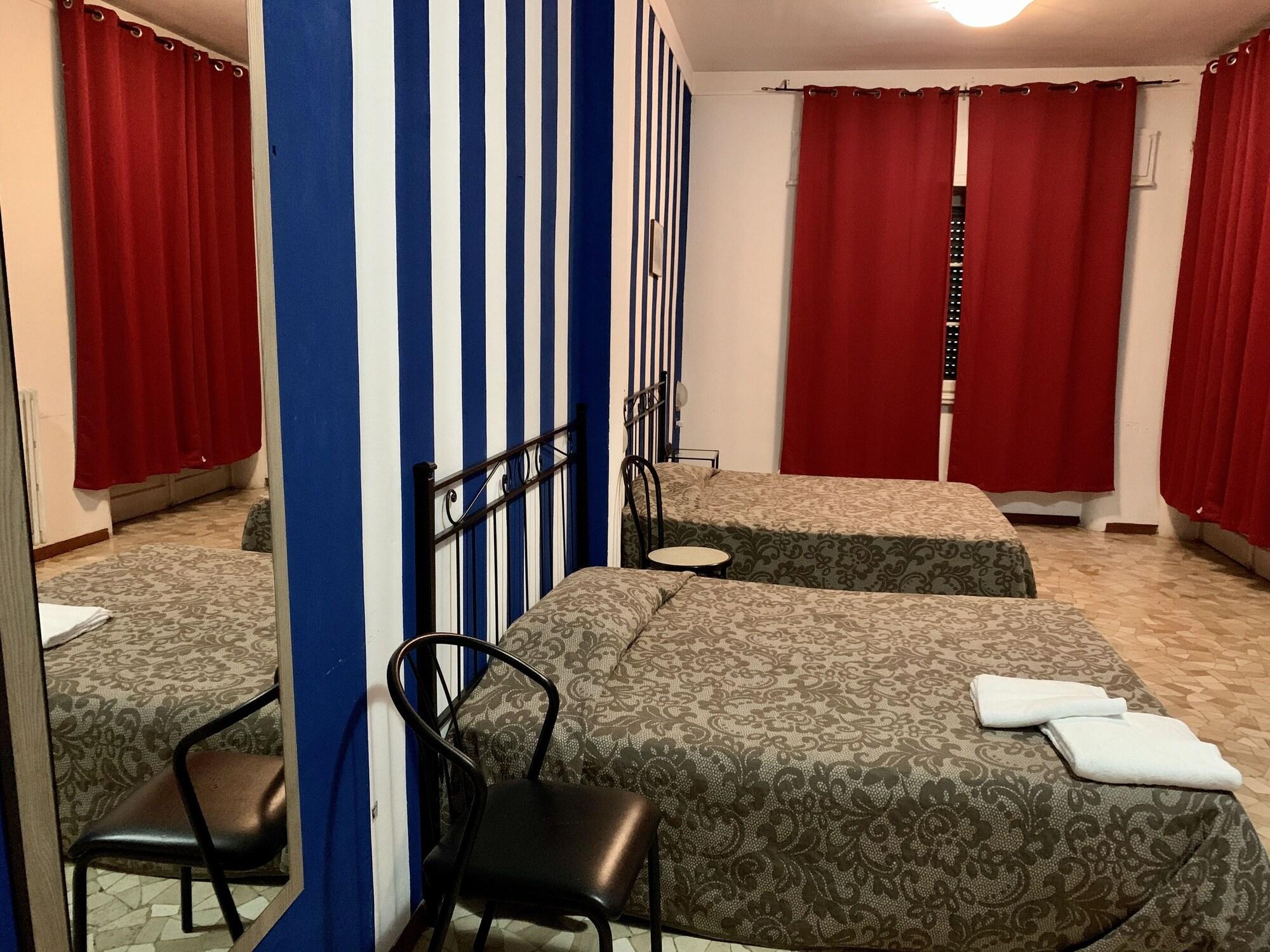 Фото Hotel Vintage Milano Centrale