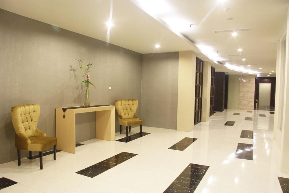 Фото The Sun Hotel Madiun