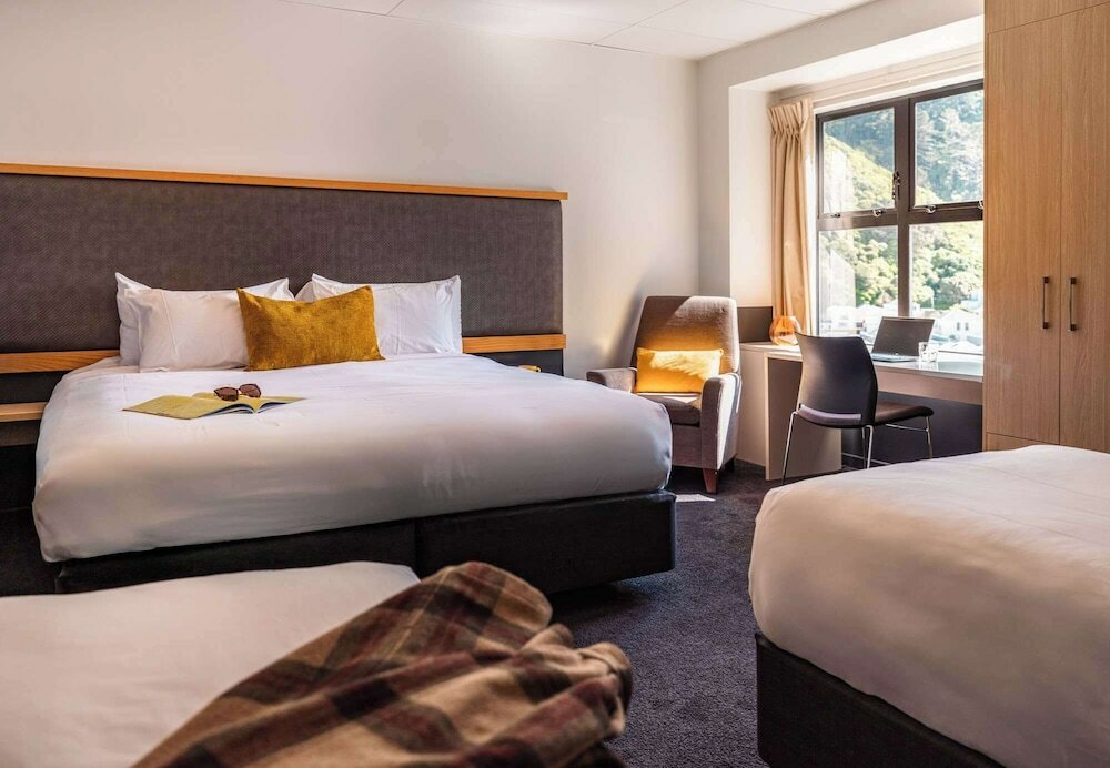 Фото Atura Wellington