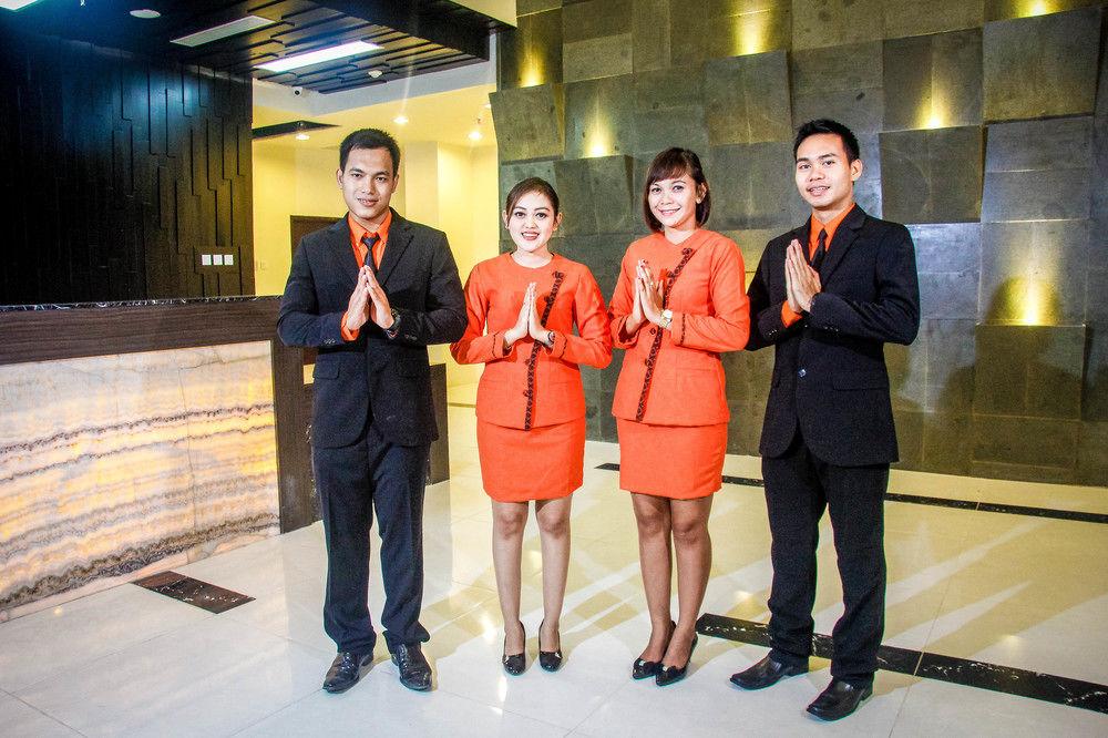 Фото The Sun Hotel Madiun