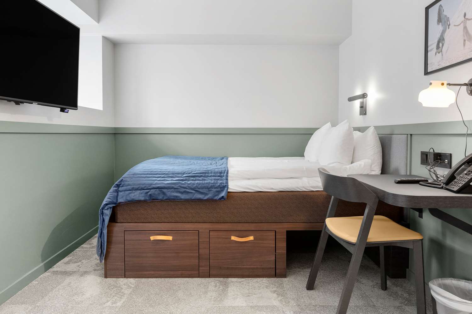 Фото Best Western Hotel at 108