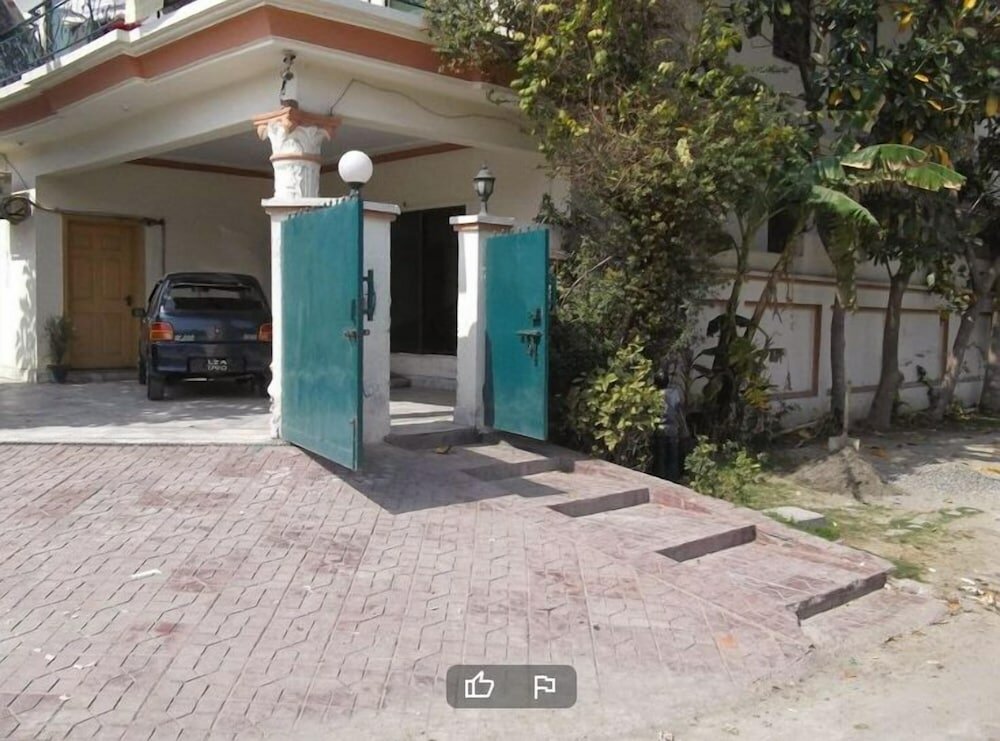 Hostel Royal Chalet Lahore, Lahore, photo