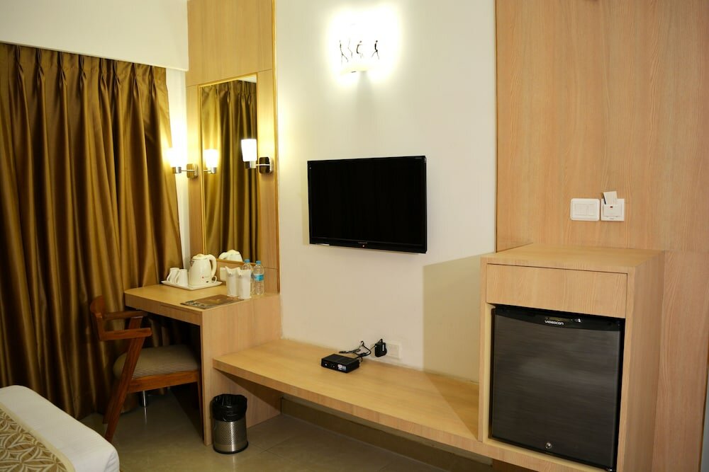 Фото Krrish Clarks Inn