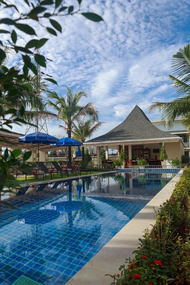 Фото Impress Resort