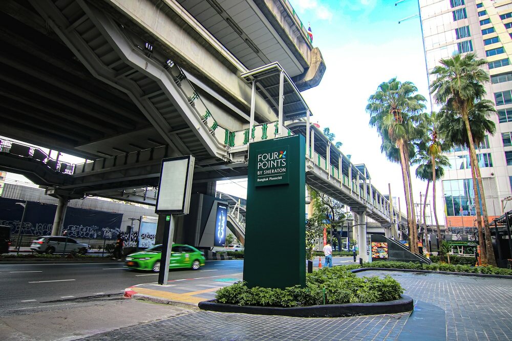 Фото Four Points by Sheraton Bangkok Ploenchit Sukhumvit