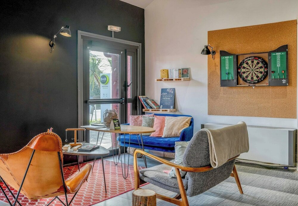 Фото B&b Hotel Bordeaux Mérignac Cadera Aéroport