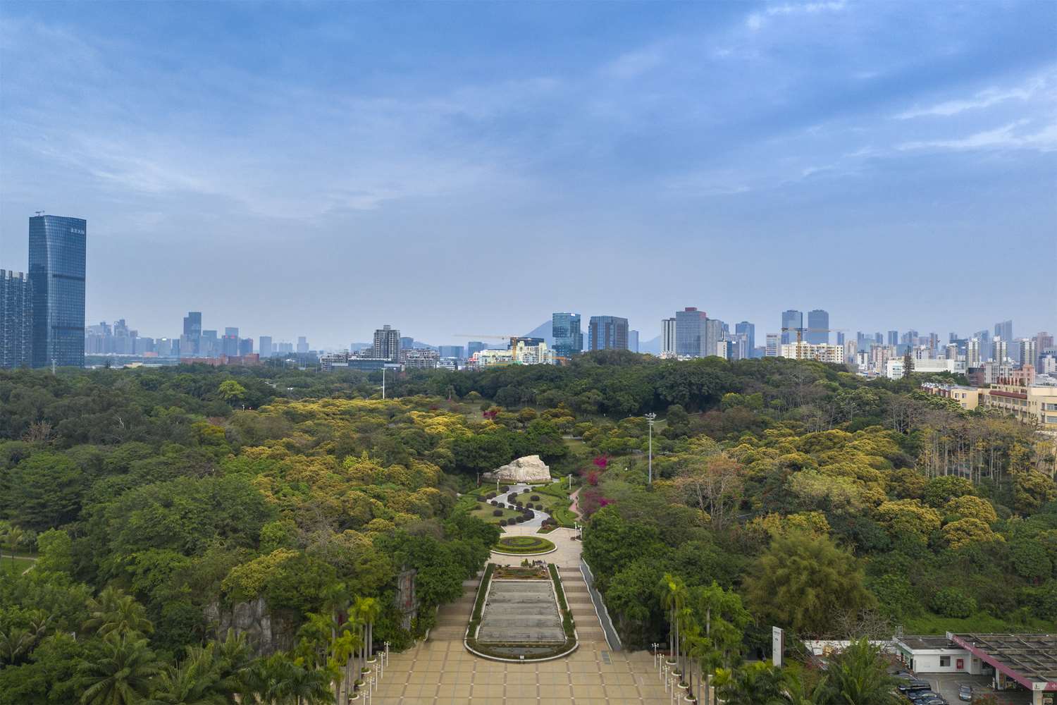 Фото DoubleTree by Hilton Shenzhen Nanshan Hotel & Residences