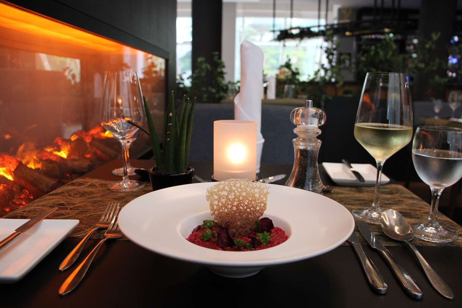 Фото Hilton Garden Inn Frankfurt City Centre