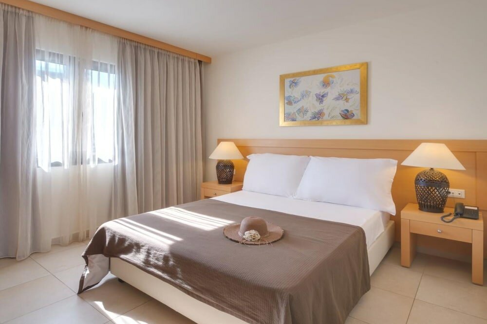 Фото Ariadne Beach - Adults Only