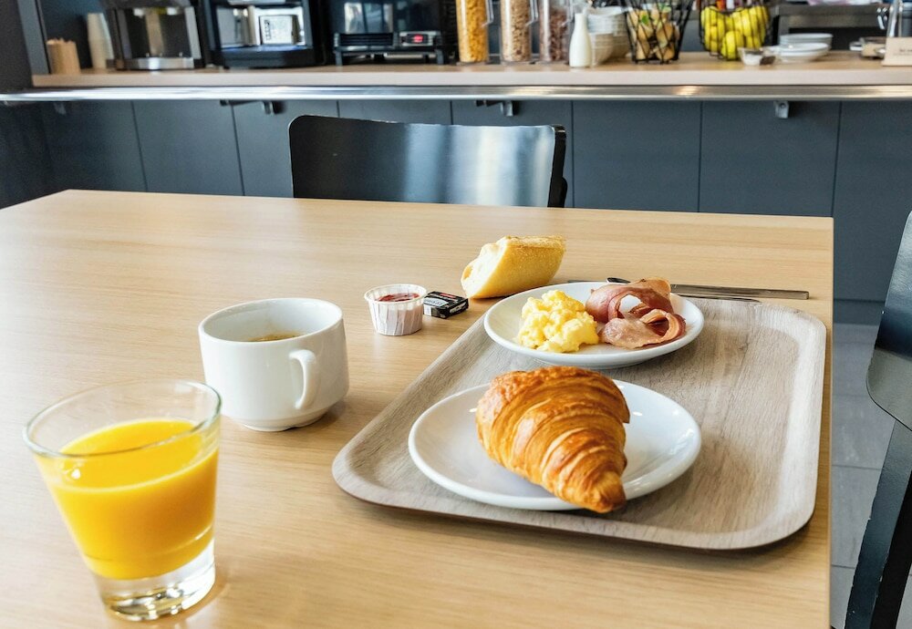 Фото B&b Hotel Grenoble Centre Verlaine