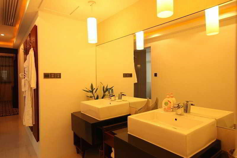 Фото Elegance Bund Hotel